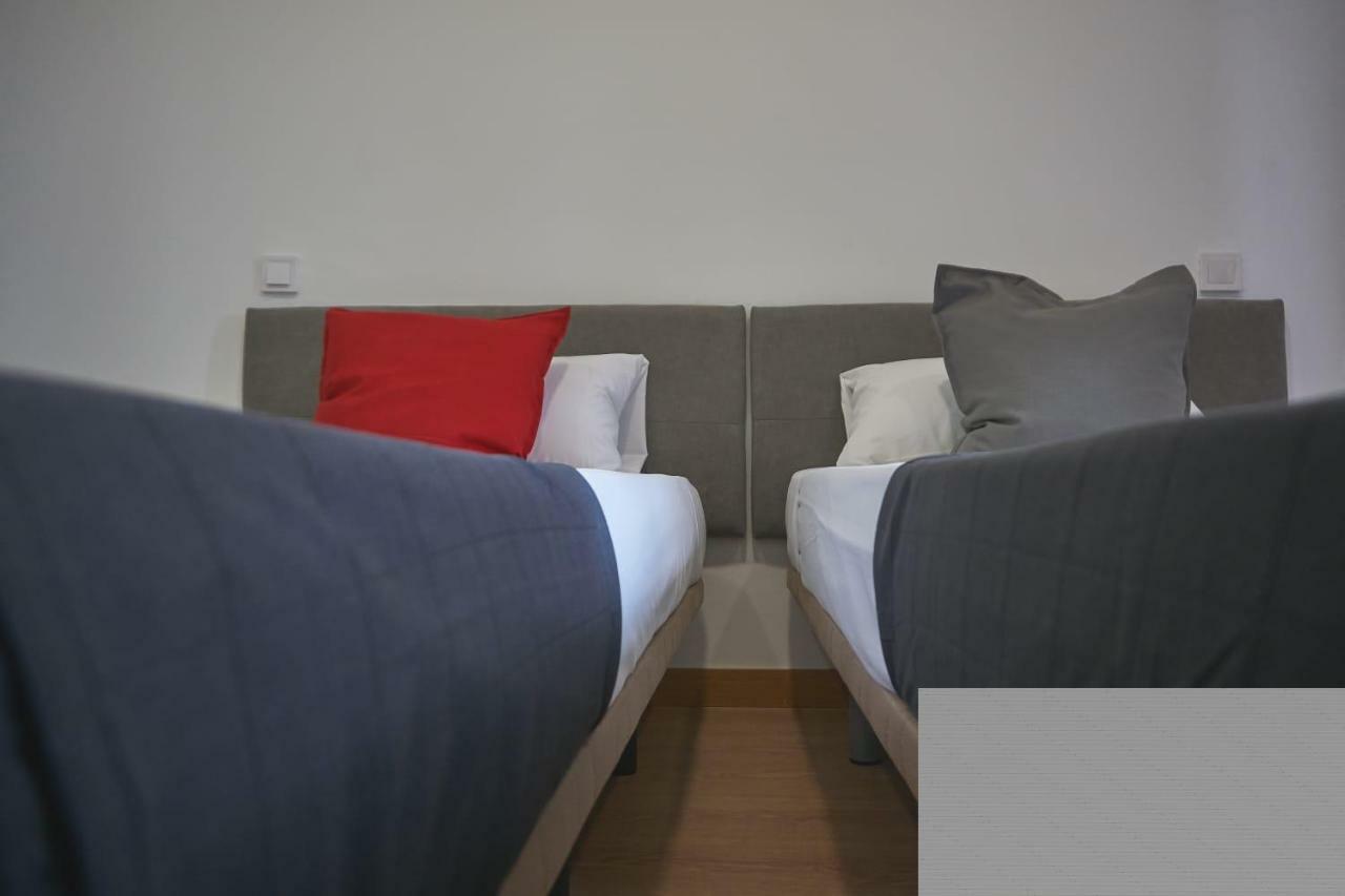 Gs Latina Hotel มาดริด ภายนอก รูปภาพ